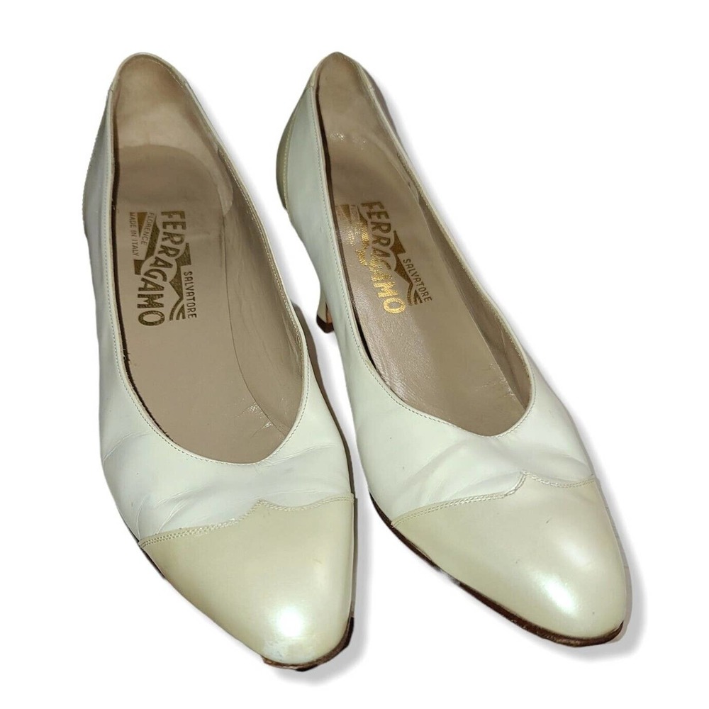 Salvatore Ferragamo 9AAA Cap Toe Pumps Two Tone Pearl Leather Heel Pumps. SB6